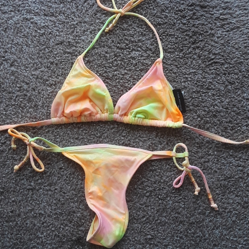 Tie-dye bathing suit (Never Worn+Non Smoking Home)